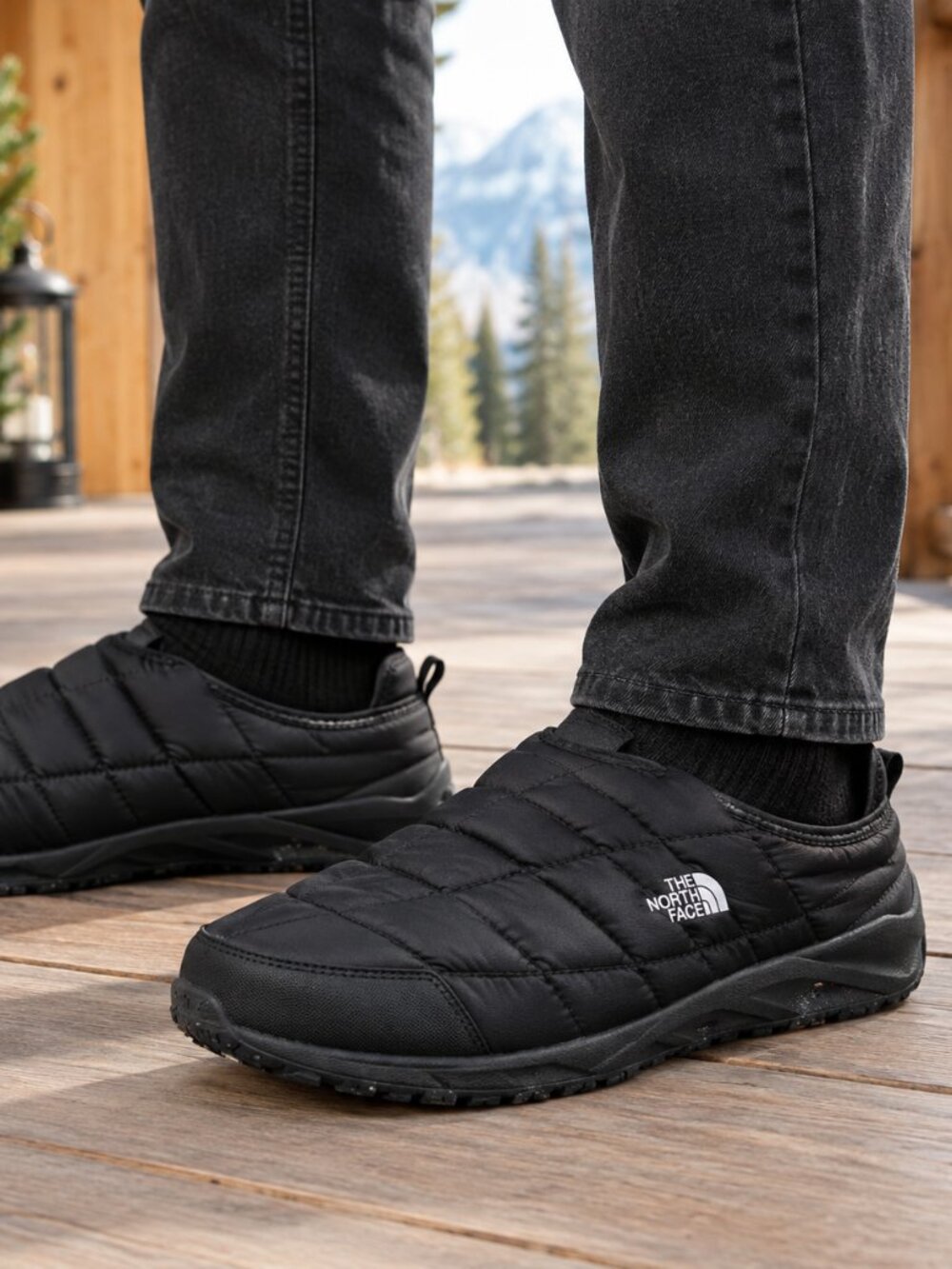 The North Face ThermoBall Traction Men’s 11 Black Slip On Shoes